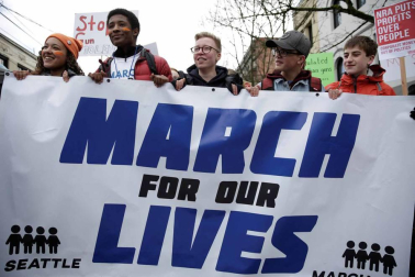Reclaman medidas férreas contra las armas tras el tiroteo de Parkland