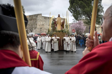 Galería de imágenes de Domingo de Ramos en Pamplona.