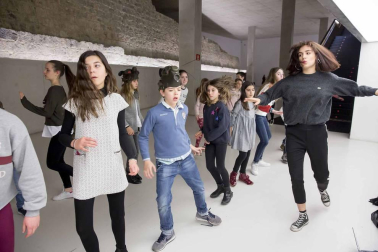 La II edición de la feria celebrada en Pamplona este fin de semana ha contado con más de 100 actividades, entre charlas, talleres, mesas redondas, etc.