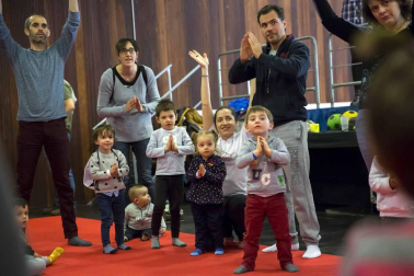 La II edición de la feria celebrada en Pamplona este fin de semana ha contado con más de 100 actividades, entre charlas, talleres, mesas redondas, etc.