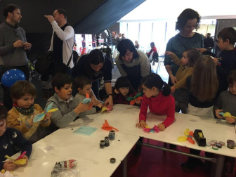 Este fin de semana se celebra en Baluarte la segunda edición de la feria de la familia Expofamily con multitud de talleres y actividades para niños y mayores.