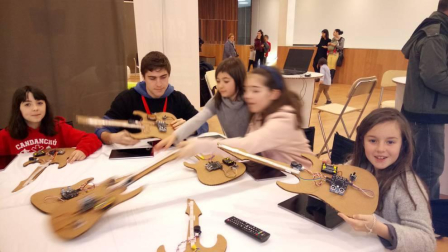Este fin de semana se celebra en Baluarte la segunda edición de la feria de la familia Expofamily con multitud de talleres y actividades para niños y mayores.