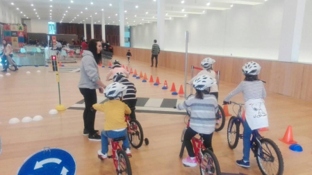 Este fin de semana se celebra en Baluarte la segunda edición de la feria de la familia Expofamily con multitud de talleres y actividades para niños y mayores.