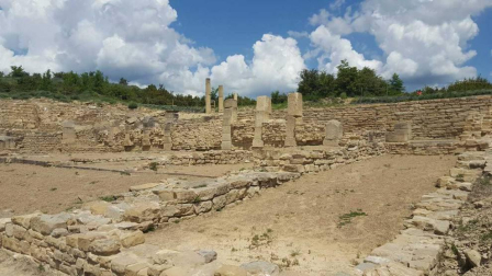 Envíanos la imagen por Whatsapp al número 687 04 00 98, indicando el lugar en el que están realizadas y el autor de las fotografías.