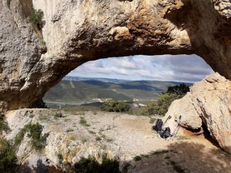 Envíanos la imagen por Whatsapp al número 687 04 00 98, indicando el lugar en el que están realizadas y el autor de las fotografías.