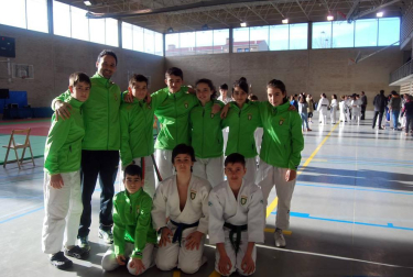 El sábado 24 de marzo tuvo lugar en el Polideportivo Trinkete de Mendillorri la tercera y última jornada de los Juegos Deportivos de Navarra de Judo en sus categorías infantil y cadete en la que, bajo la atenta mirada de familiares y amigos que llenaban las gradas, compitieron más de 200 judokas: 124 en edad infantil y 93 cadetes, procedentes de los distintos clubes navarros.