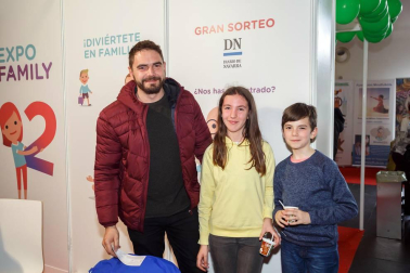 Cerca de 10.000 personas pasaron por Baluarte del 23 al 25 de marzo para participar en la segunda edición de Expofamily. Un espacio en el que se entrelazaron experiencias lúdicas y educativas alrededor de un programa que contó con un centenar de actividades para toda la familia: charlas, talleres, mesas redondas, etc. Asimismo, también se pudo visitar un espacio expositivo que reunió a 50 empresas locales y nacionales relacionadas con el sector.