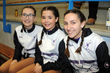 El Club Deportivo Sartaguda, en colaboración con el Ayuntamiento local, organizó la tarde del sábado 24 de marzo una exhibición de patinaje artístico sobre ruedas que tuvo lugar en el polideportivo municipal. El Club Pati Mendi fue el encargado de dar vida a este evento gratuito que reunió a familiares, amigos, aficionados a este deporte y curiosos en las gradas.