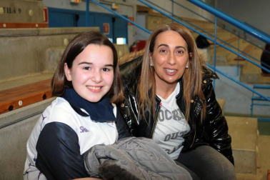 El Club Deportivo Sartaguda, en colaboración con el Ayuntamiento local, organizó la tarde del sábado 24 de marzo una exhibición de patinaje artístico sobre ruedas que tuvo lugar en el polideportivo municipal. El Club Pati Mendi fue el encargado de dar vida a este evento gratuito que reunió a familiares, amigos, aficionados a este deporte y curiosos en las gradas.