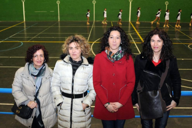 El Club Deportivo Sartaguda, en colaboración con el Ayuntamiento local, organizó la tarde del sábado 24 de marzo una exhibición de patinaje artístico sobre ruedas que tuvo lugar en el polideportivo municipal. El Club Pati Mendi fue el encargado de dar vida a este evento gratuito que reunió a familiares, amigos, aficionados a este deporte y curiosos en las gradas.