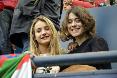 ¿Estuviste en el estadio durante el partido? Trata de encontrarte en la grada.