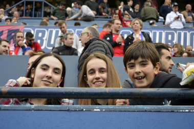 ¿Estuviste en el estadio durante el partido? Trata de encontrarte en la grada.