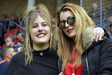 ¿Estuviste en el estadio durante el partido? Trata de encontrarte en la grada.