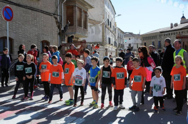 El 30 de marzo se desarrolló en Arguedas el XXIII Trail al Yugo, una prueba deportiva que dio inicio con las categorías inferiores -benjamín, alevín, infantil y cadete- para dar salida ya a media mañana a los participantes absolutos en el trail corto (5.000 metros) y el trail largo (12.220 metros). La carrera contó con un gran ambiente festivo en la línea de salida y llegada, que se ubicó en la calle Real junto al Ayuntamiento.