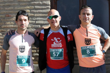 El 30 de marzo se desarrolló en Arguedas el XXIII Trail al Yugo, una prueba deportiva que dio inicio con las categorías inferiores -benjamín, alevín, infantil y cadete- para dar salida ya a media mañana a los participantes absolutos en el trail corto (5.000 metros) y el trail largo (12.220 metros). La carrera contó con un gran ambiente festivo en la línea de salida y llegada, que se ubicó en la calle Real junto al Ayuntamiento.