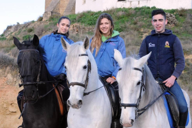 El 31 de marzo Murillo el Fruto celebró la antigua tradición de la trashumancia a caballo. Desde primera hora de la mañana los jinetes se acercaron hasta el hostal y, tras un almuerzo, salieron del pueblo para regresar a media mañana por la carretera de Ujué. Durante el día se celebró también un mercado de artesanía, una comida popular, un espectáculo de la escuela de sevillanas de Murillo, Santacara y Mélida y el concierto de un coro rociero.