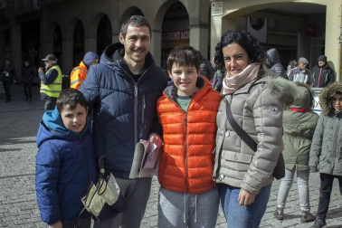 La edición número veinte del Gran Premio Miguel Induráin, con salida y llegada en Estella, tuvo como gran protagonista a Alejandro Valverde. El ciclista murciano cumplió con los pronósticos y se llevó el triunfo en esta carrera, la única profesional que se desarrolla en la Comunidad foral. El Club Ciclista Estella, organizador del evento deportivo, aprovechó los momentos previos al inicio de la competición para homenajear al navarro José Miguel Echávarri, uno de los nombres propios de este deporte en las últimas décadas.
