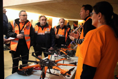 Unas 240 personas participaron este sábado en un ensayo de un accidente de un autobús escolar con el objetivo de articular un Plan de Emergencias