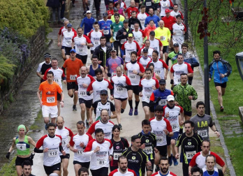 Imágenes de la 'VI Carrera de la Ciudadela-Desafío Empresas'