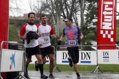 Imágenes de la 'VI Carrera de la Ciudadela-Desafío Empresas'
