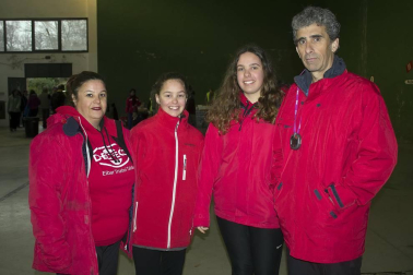 Los alrededores del Santuario de Codés, en Torralba del Río, sirvieron de punto de partida y llegada para el 8º Trail Sierra de Codés, que se celebró el sábado 7 de abril. Un recorrido de doce kilómetros y medio por caminos forestales por las laderas de la sierra y el pico Ioar. La prueba estuvo organizada por la Cofradía de Nuestra Señora de la Virgen de Codés y sirvió para recoger fondos para la Asociación Nacional de Hipertensión Pulmonar.