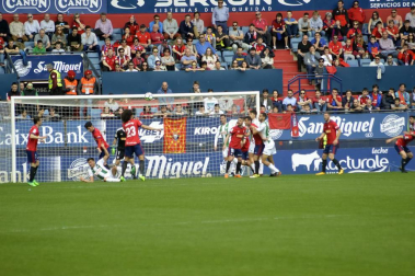 Fotos de la primera parte del partido.