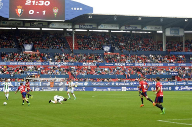 Fotos de la primera parte del partido.