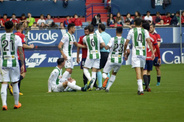 Fotos de la primera parte del partido.