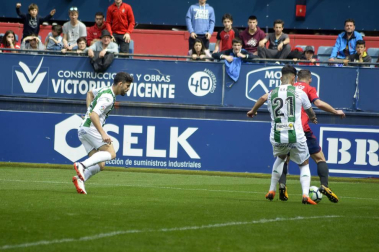 Fotos de la primera parte del partido.