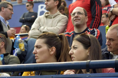¿Estuviste en el estadio durante el partido? Trata de encontrarte en la grada.