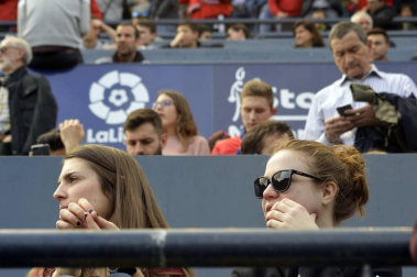 ¿Estuviste en el estadio durante el partido? Trata de encontrarte en la grada.