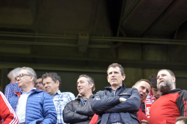 ¿Estuviste en el estadio durante el partido? Trata de encontrarte en la grada.