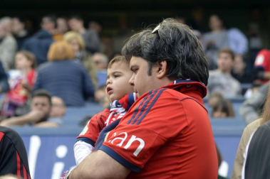 ¿Estuviste en el estadio durante el partido? Trata de encontrarte en la grada.