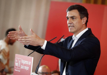 Pedro Sánchez lamenta que Navarra está “en una guerra de banderas”