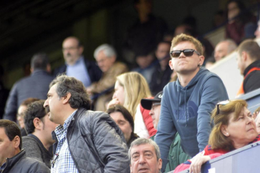 ¿Estuviste en el estadio durante el partido? Trata de encontrarte en la grada.
