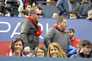 ¿Estuviste en el estadio durante el partido? Trata de encontrarte en la grada.