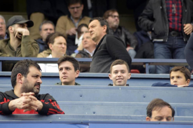 ¿Estuviste en el estadio durante el partido? Trata de encontrarte en la grada.