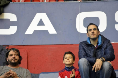¿Estuviste en el estadio durante el partido? Trata de encontrarte en la grada.
