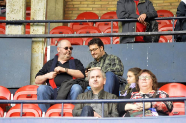 ¿Estuviste en el estadio durante el partido? Trata de encontrarte en la grada.