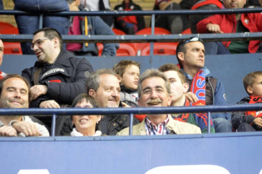 ¿Estuviste en el estadio durante el partido? Trata de encontrarte en la grada.