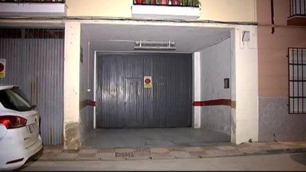 Hallan los cadáveres de dos hombres en un garaje en Priego de Córdoba
