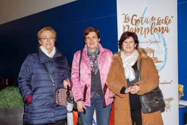 La asociación benéfica La gota de leche de Pamplona organizó, el 13 de abril, una gala musical en la Casa de Cultura de Villava. En ella participaron como artistas invitados: Roberto Urrutia, Josu Hernández y Charly Jiménez; la Escuela de flamenco de Sandra Gallardo; la Asociación de amigos de la jota de Huarte y el Coro de voces blancas de Ikastola Paz de Ziganda Ikastolako Abesbatza. El acto, al que acudieron unas 200 personas, estuvo presentado por Carlos Colina y consiguió recaudar alrededor de mil euros.