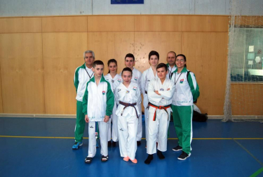 El sábado 14 de abril el Polideportivo Municipal de Berriozar acogió las Finales de los Juegos Deportivos de Navarra en las disciplinas de Poomsae (técnica) y Combate, en el que tomaron parte más de 120 competidores de las categorías Alevín, Infantil, Cadete y Junior, pertenecientes a 18 clubes navarros.