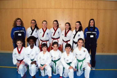 El sábado 14 de abril el Polideportivo Municipal de Berriozar acogió las Finales de los Juegos Deportivos de Navarra en las disciplinas de Poomsae (técnica) y Combate, en el que tomaron parte más de 120 competidores de las categorías Alevín, Infantil, Cadete y Junior, pertenecientes a 18 clubes navarros.