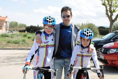 Los Juegos Deportivos de Navarra de Ciclismo celebraron su primera jornada el 14 de abril en la localidad de Cascante. 200 jóvenes ciclistas, repartidos en las diferentes categorías, participaron en esta cita deportiva, en la que se propusieron dos pruebas: una de ciclismo en ruta y otra la yincana sobre un circuito urbano de 1,3 kilómetros. También se programó, a modo de exhibición, la primera edición de la Carrera de Bicis y Motillos sin pedales.
