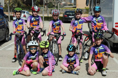 Los Juegos Deportivos de Navarra de Ciclismo celebraron su primera jornada el 14 de abril en la localidad de Cascante. 200 jóvenes ciclistas, repartidos en las diferentes categorías, participaron en esta cita deportiva, en la que se propusieron dos pruebas: una de ciclismo en ruta y otra la yincana sobre un circuito urbano de 1,3 kilómetros. También se programó, a modo de exhibición, la primera edición de la Carrera de Bicis y Motillos sin pedales.