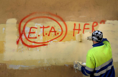 ETA planea una dirección clandestina incluso tras disolverse
