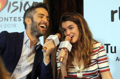 Será el día 3 de mayo cuando todos pongan rumbo a la capital lusa, como parte de una numerosa delegación de la que también formarán parte su excompañera y amiga Aitana, sus exprofesores Javier Calvo y Javier Ambrossi y la presentadora Anne Igartiburu, que presentará desde allí algunos especiales del programa "Corazón".