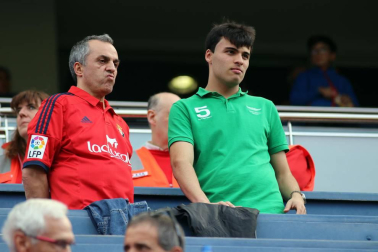 ¿Estuviste en el estadio durante el partido? Trata de encontrarte en la grada.