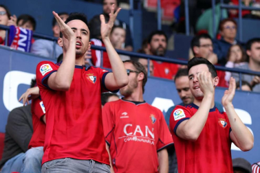 ¿Estuviste en el estadio durante el partido? Trata de encontrarte en la grada.